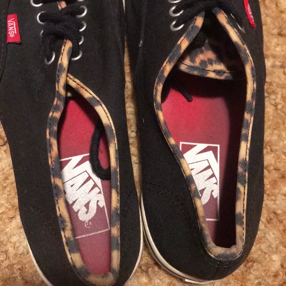 Vans - Picture 2 of 3